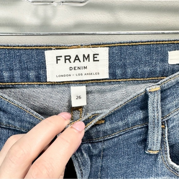 FRAME Denim Le High Straight Jeans in Sunny Gardens - Picture 4 of 6
